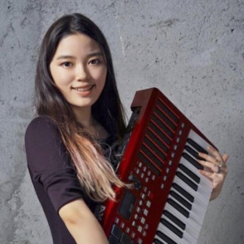 Helen He